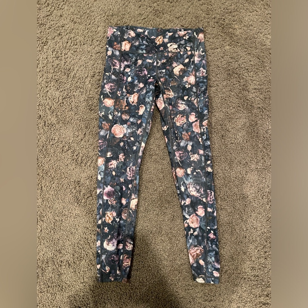 Lululemon Speed Up Tight 25” - Size 8 - NWOT